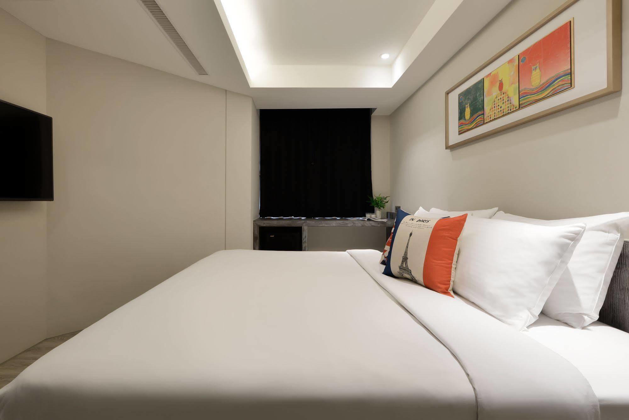 Taichung Amour Hotel מראה חיצוני תמונה