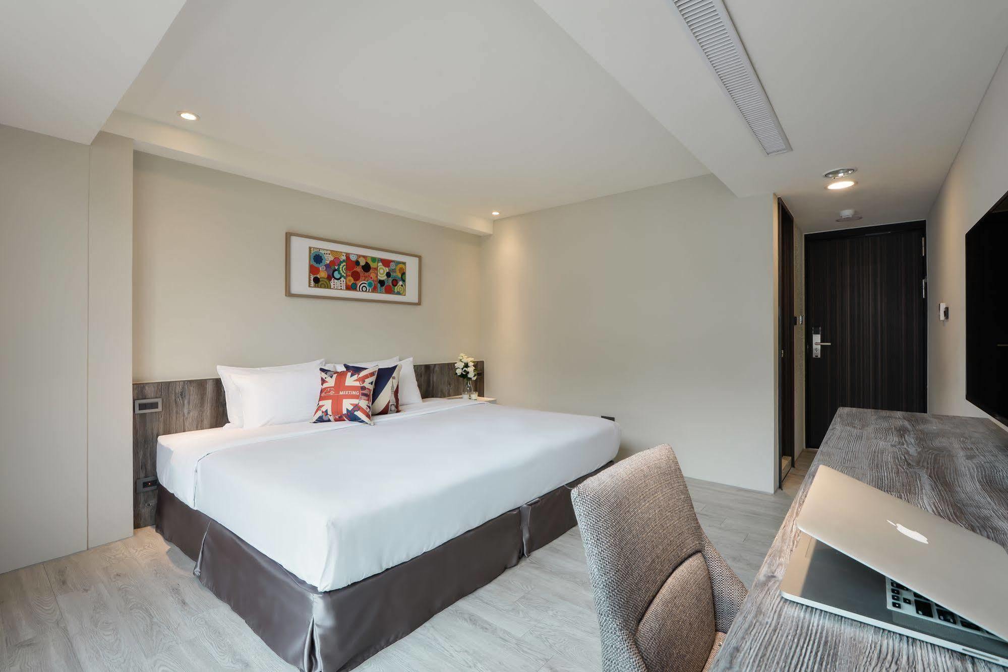 Taichung Amour Hotel מראה חיצוני תמונה